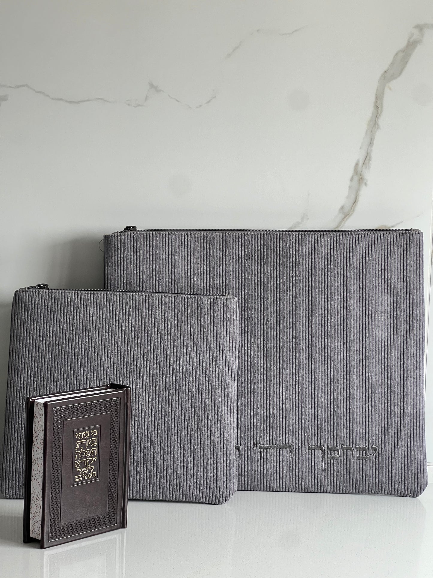 כיסוי טלית ותפילין קורדרוי אפור