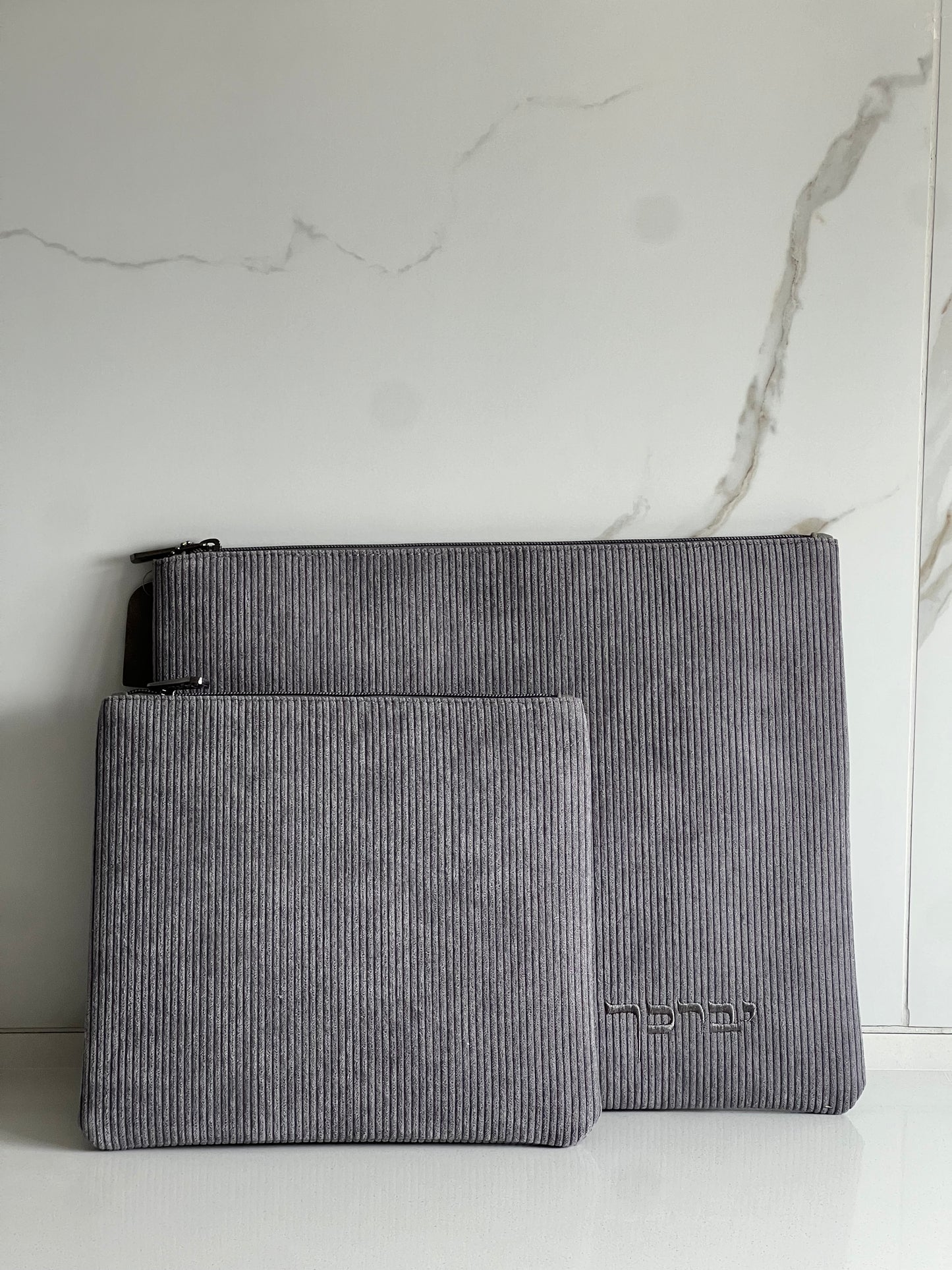 כיסוי טלית ותפילין קורדרוי אפור