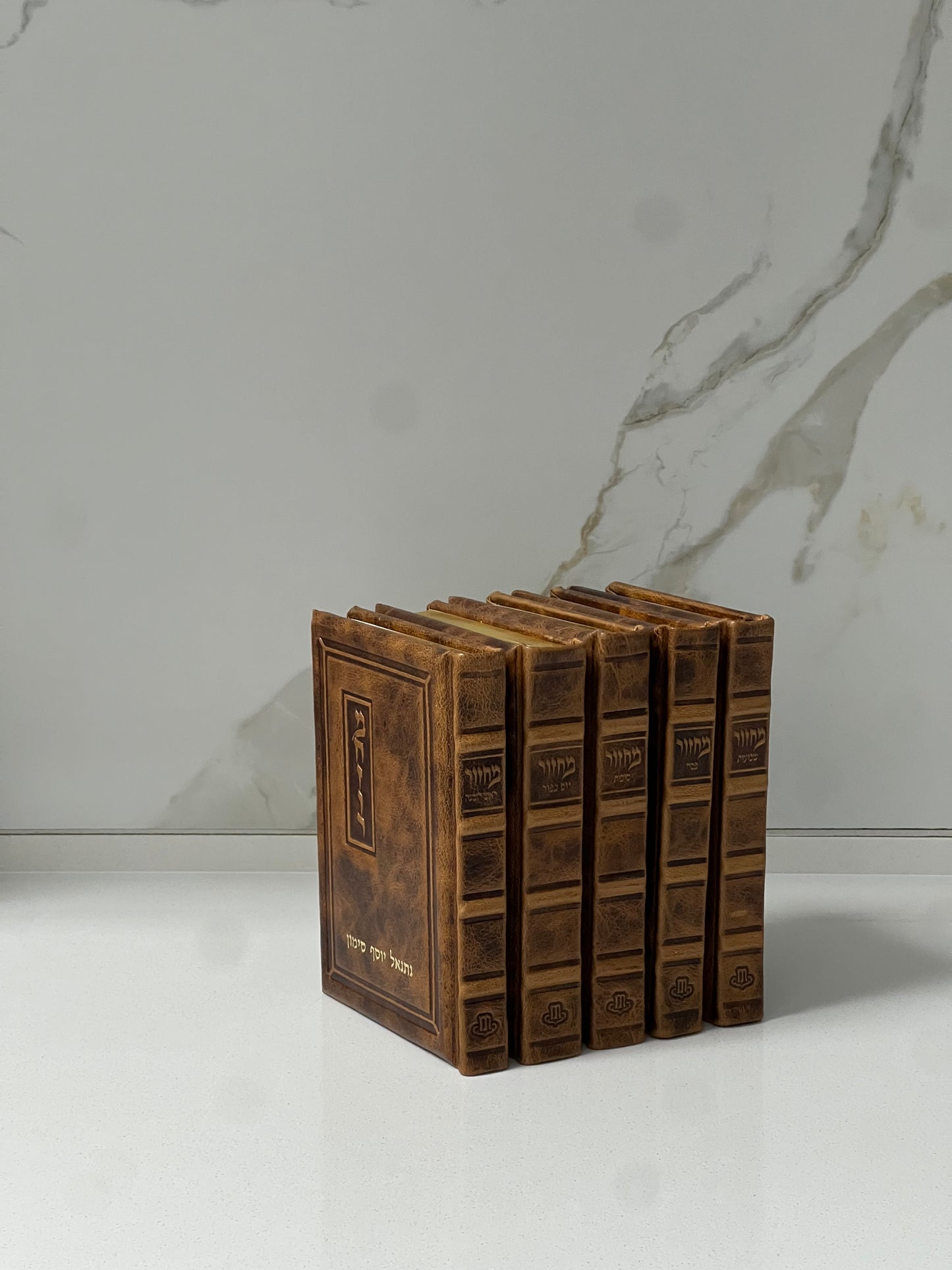 סט מחזורים גדול עור עתיק